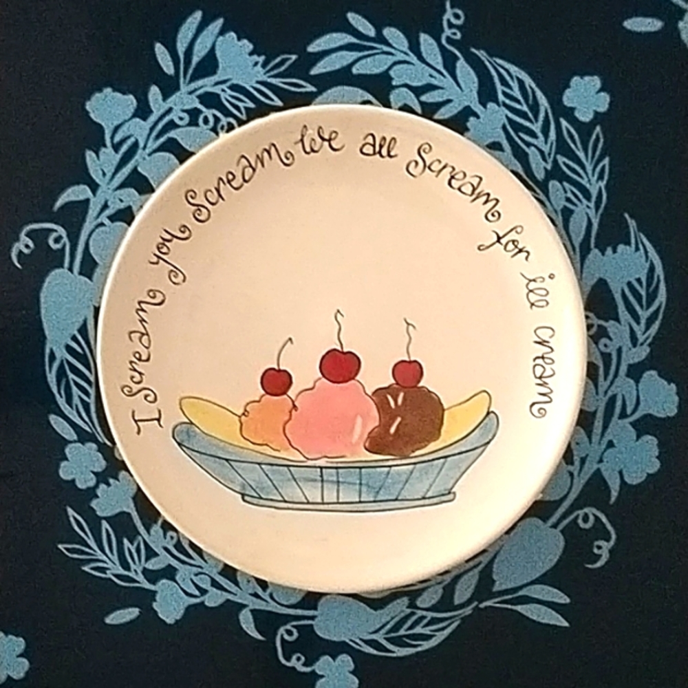 Pottery Barn Ice Cream Stoneware Dessert Plate - Picture 2 of 4